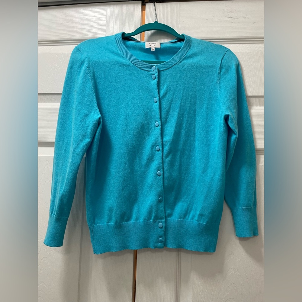 Crown & Ivy Blue Cardigan Sweater size medium